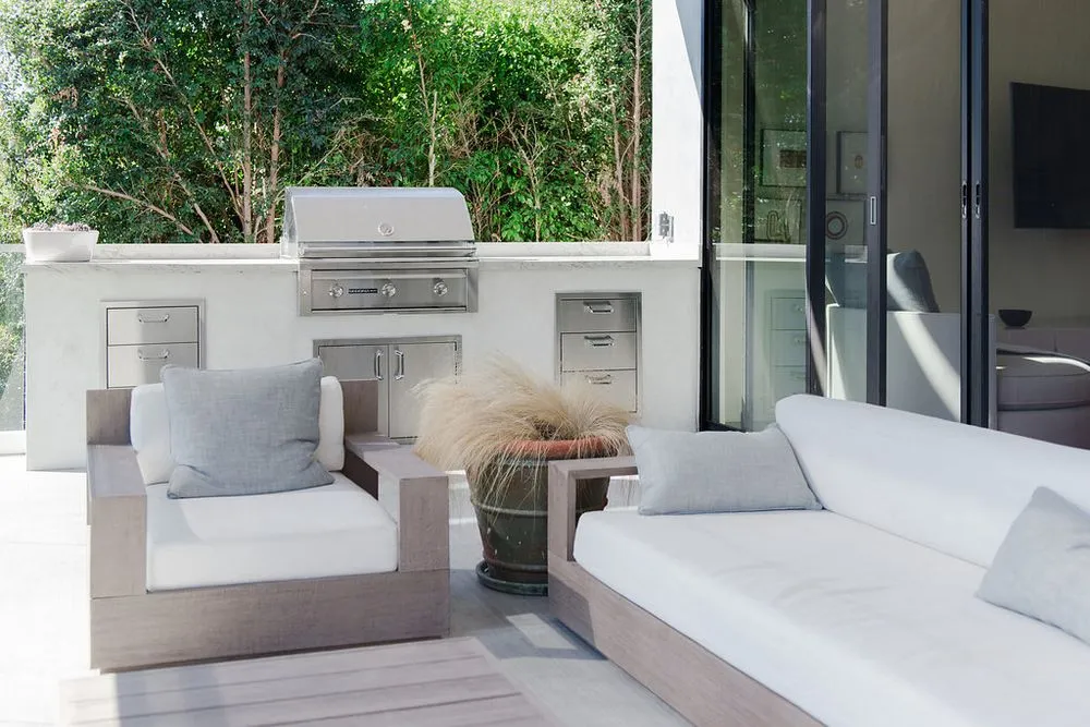 Expert lawn care service experts serving Westlake Village, CA - Trilling Landscape Design & Build