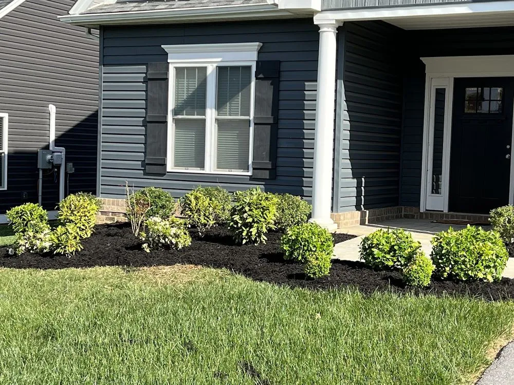 Custom outdoor landscaping for homes across Roanoke, VA - Trim Away