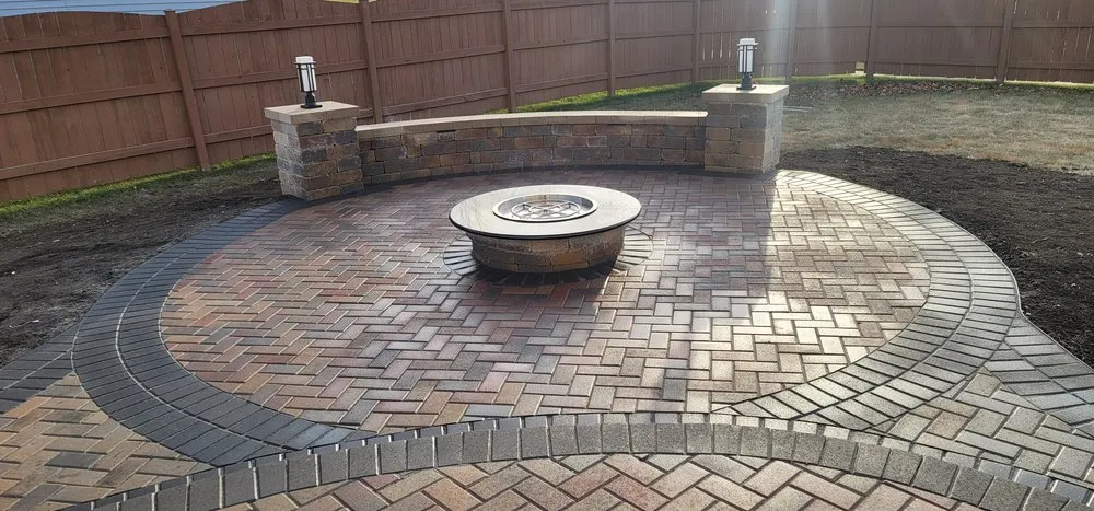 Reliable lawn mowing service for beautiful yards in Glendale Heights, IL by Trim Max