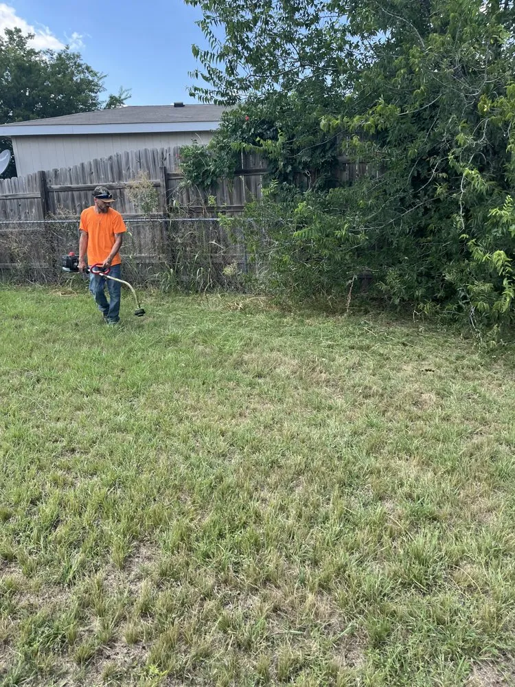 Affordable landscape design in Weatherford, TX - Trim Stars