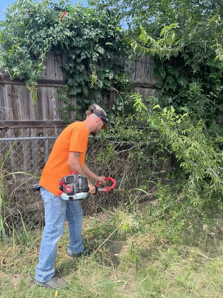 Reliable outdoor landscaping in Weatherford, TX - Trim Stars