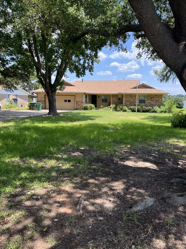 Trusted yard maintenance in Weatherford, TX - Trim Stars