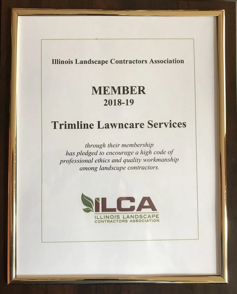 Custom landscape design in Algonquin, IL - Trimline Lawn Care Services