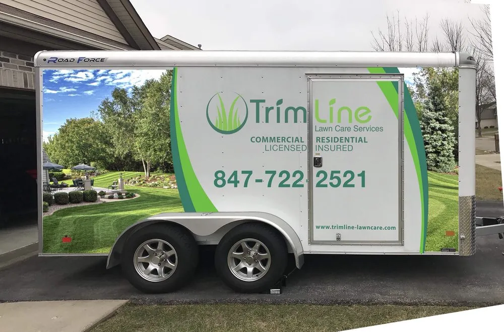 Custom yard cleanup service experts serving Algonquin, IL - Trimline Lawn Care Services