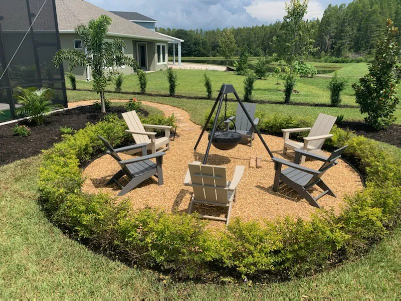Local outdoor landscaping experts serving Hudson, FL - Trimmin' on the Edge