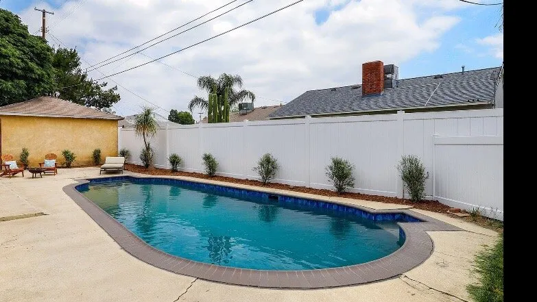 Local lawn mowing service in Granada Hills, CA - Trinidad Landscaping