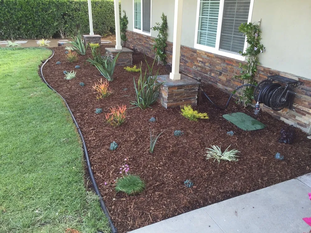 Professional lawn care service experts serving Granada Hills, CA - Trinidad Landscaping