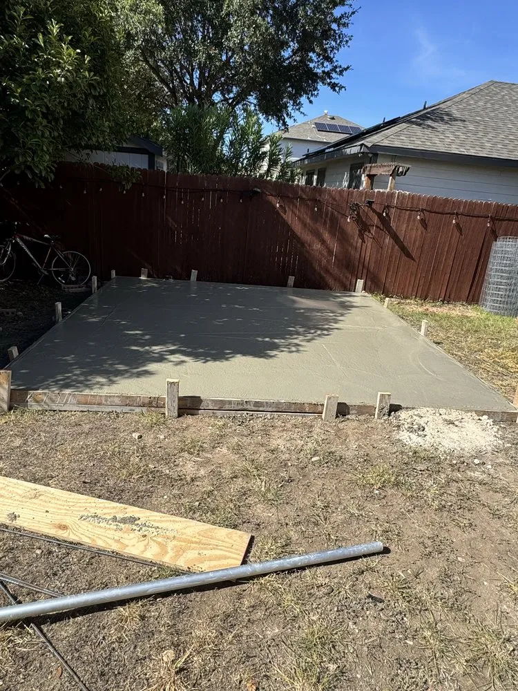 Top-rated yard maintenance for residential properties in San Antonio, TX by Trinity Landscapes