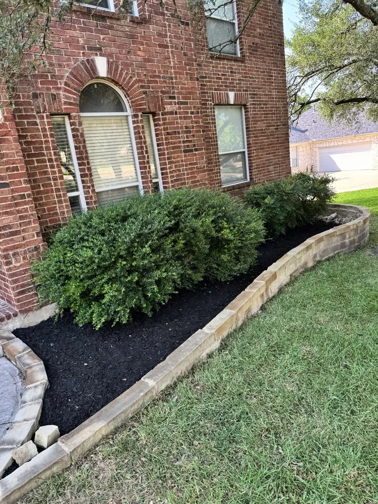 Trusted residential landscaping in San Antonio, TX by Trinity Landscapes