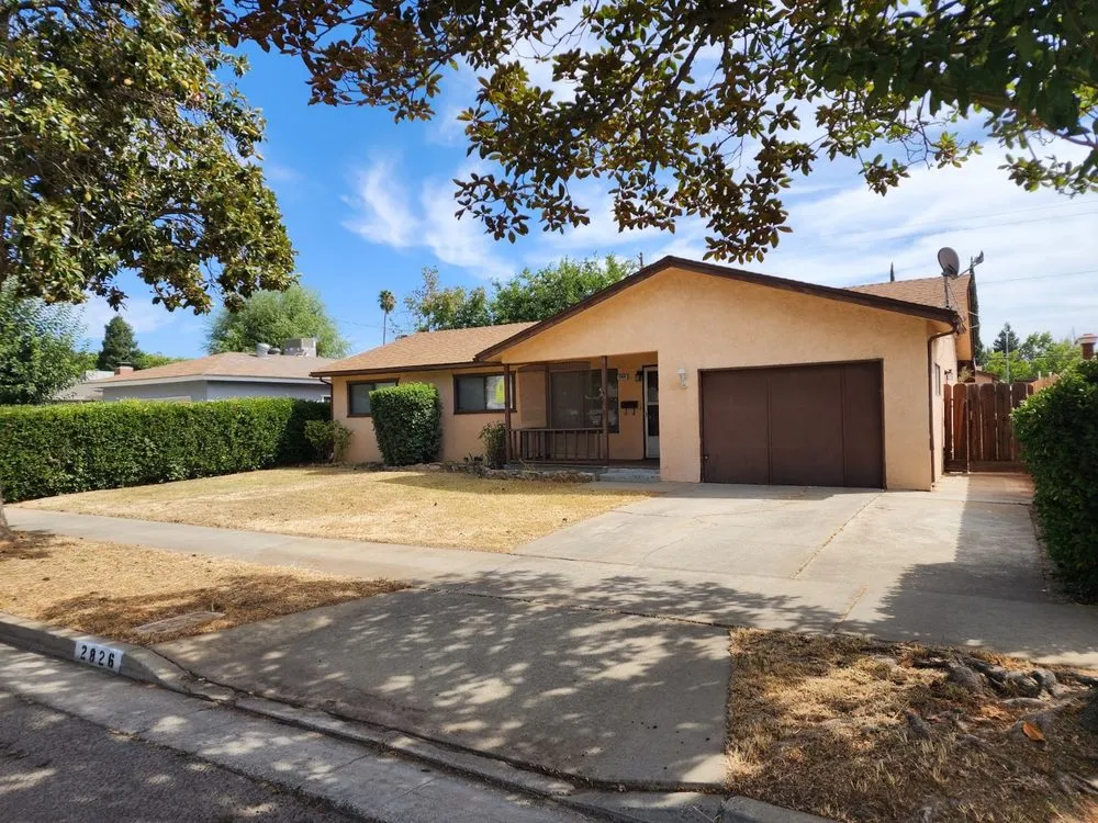 Reliable yard maintenance for year-round maintenance in Kerman, CA by TRINITY LAWN CARE