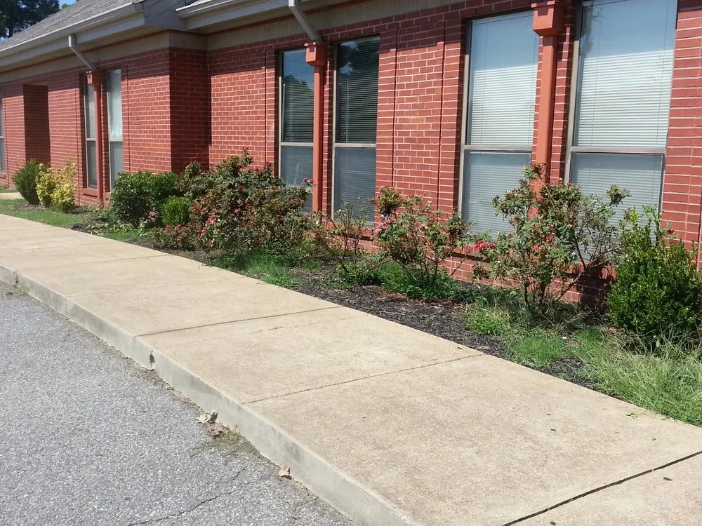 Local garden landscaping in Memphis, TN - Trinity Lawn Care