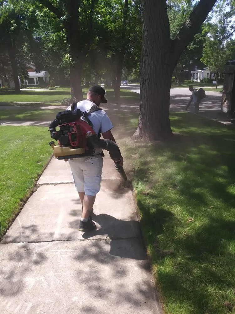 Trusted garden landscaping experts serving Lenox, MI - Trio Outdoor Maintenance