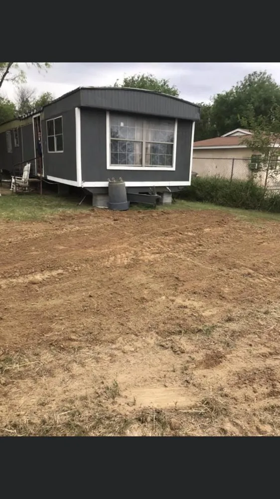 Reliable lawn mowing service near you across Laredo, TX - Triple 333’s