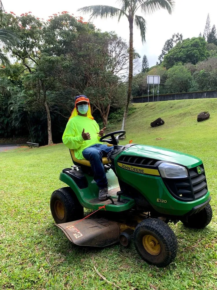 Local lawn care service for residential properties across Honolulu, HI - Triple