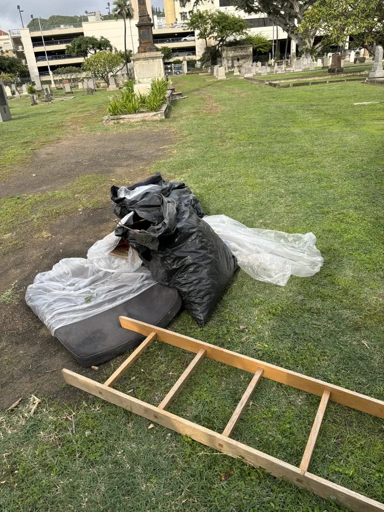 Professional yard maintenance experts serving Honolulu, HI - Triple