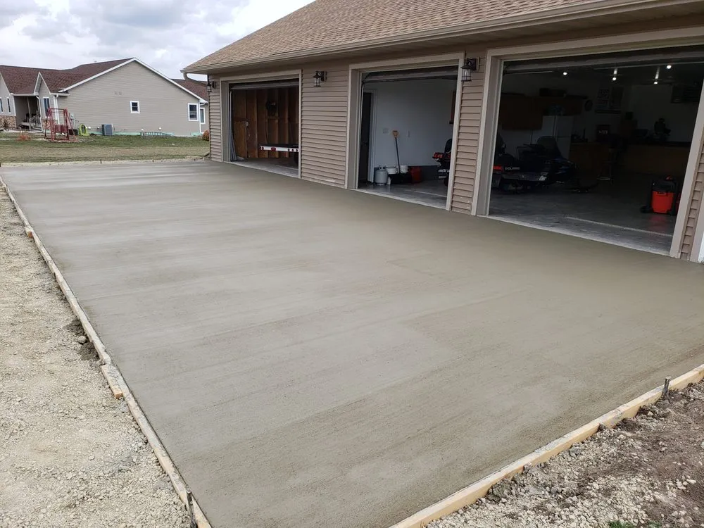 Expert landscaping services experts serving Zumbro Falls, MN - Triple Creek Concrete & Masonry