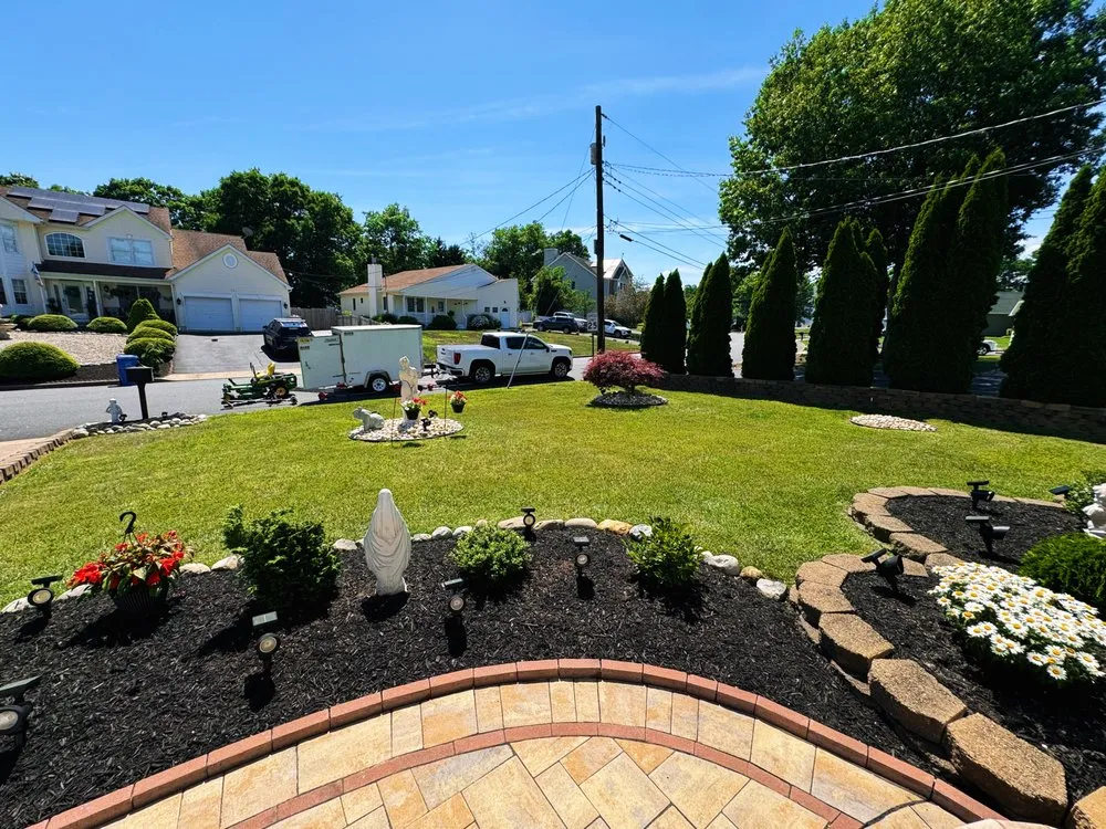 Expert yard cleanup service in Stafford Township, NJ - Triple C’s Landscaping