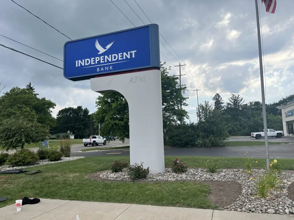 Reliable yard cleanup service in Saginaw, MI - Triple D’s PowerWash & Landscaping