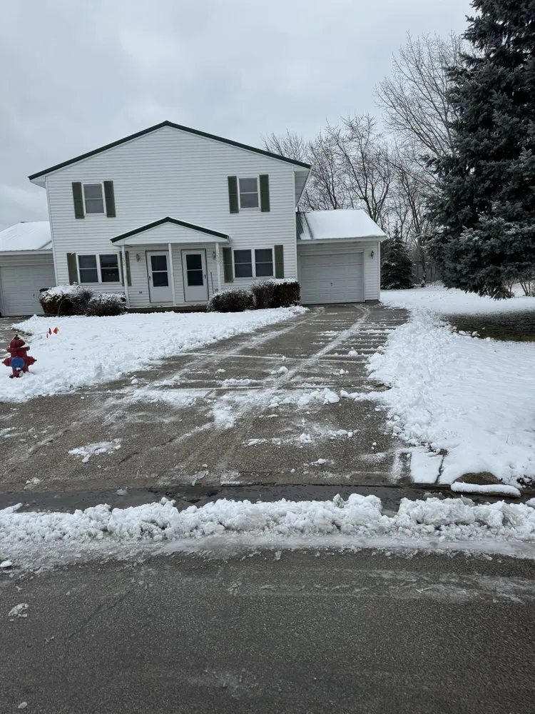 Trusted landscape installation for outdoor upgrades across Saginaw, MI - Triple D’s PowerWash & Landscaping