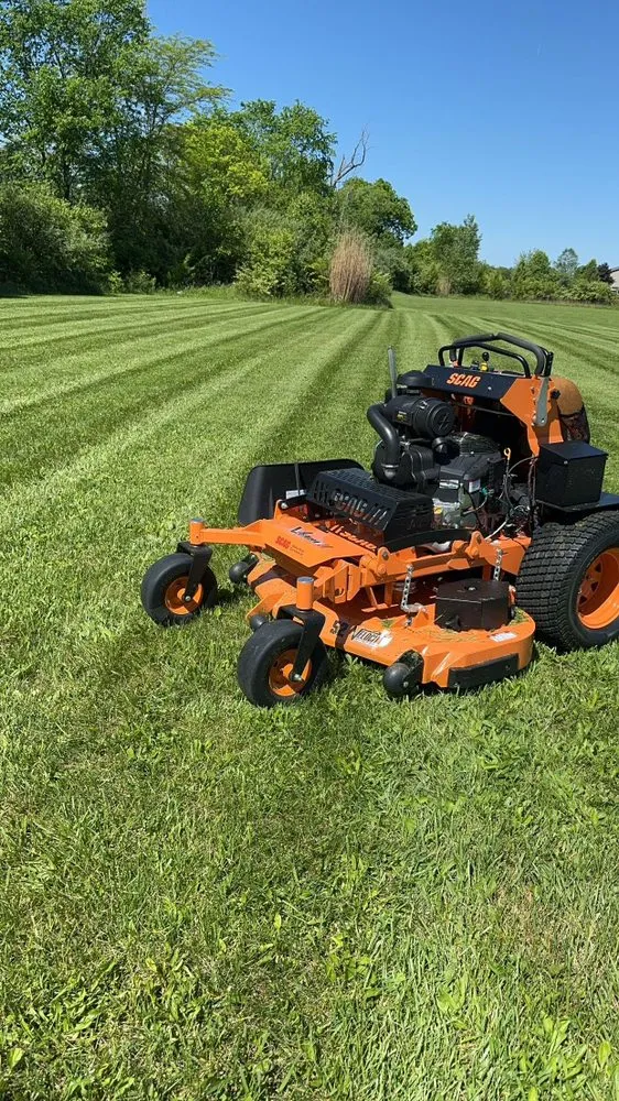 Top-rated lawn care service for residential properties in Springfield, OH by Triple E Lawncare & Services