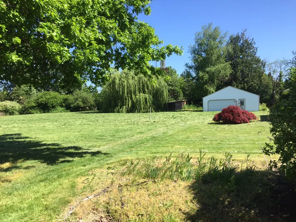 Top-rated landscaping services experts serving Keizer, OR - Triple J Landscape