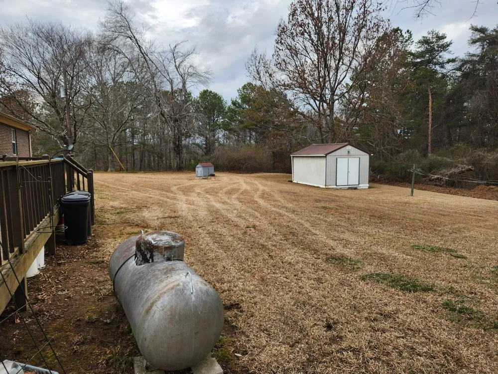 Reliable garden landscaping for homes in Vinemont, AL by Triple L Lawn care