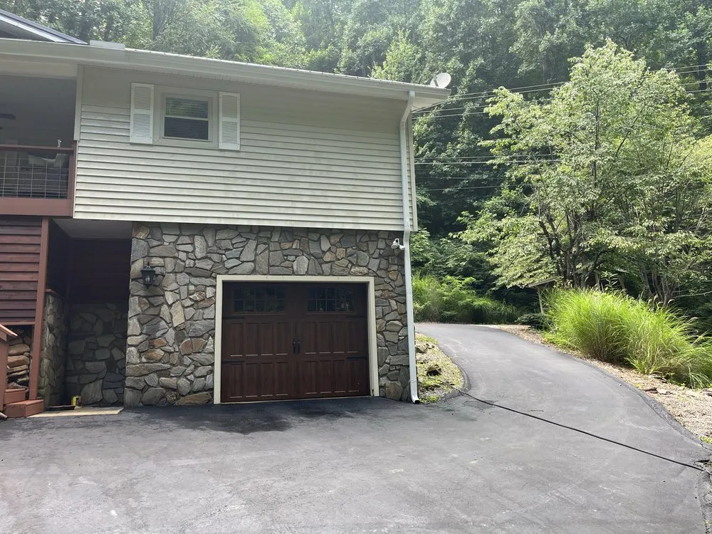 Top-rated lawn care service in Canton, NC by Triple M Home Maintenance