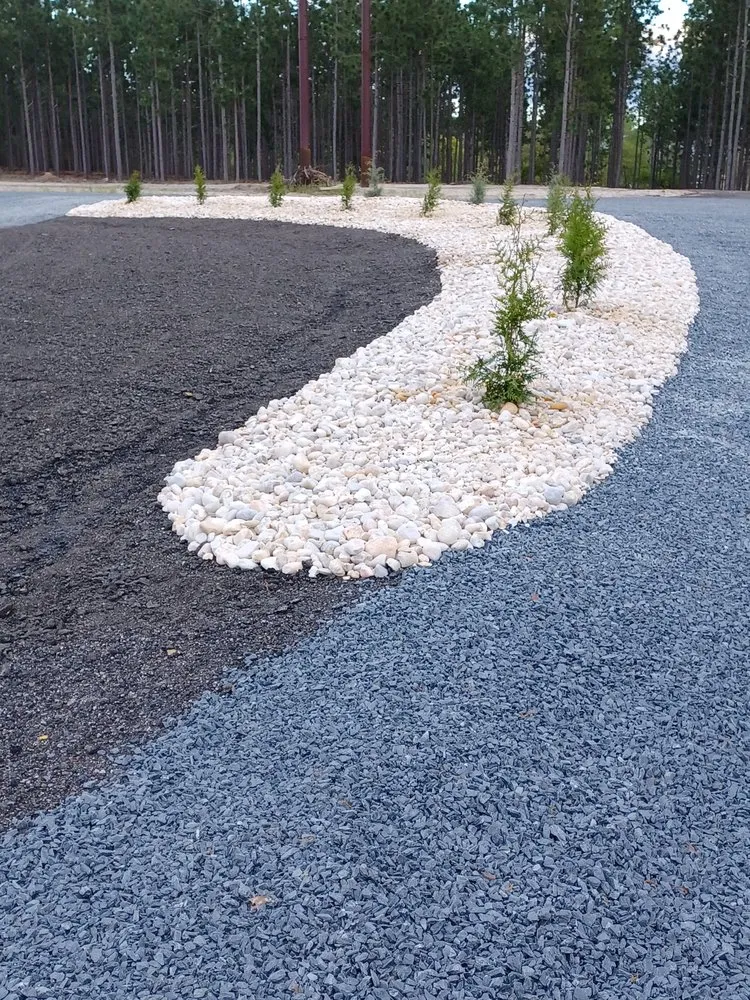 Custom garden landscaping in Jackson Springs, NC - Triple M Landscaping and Mowing Service