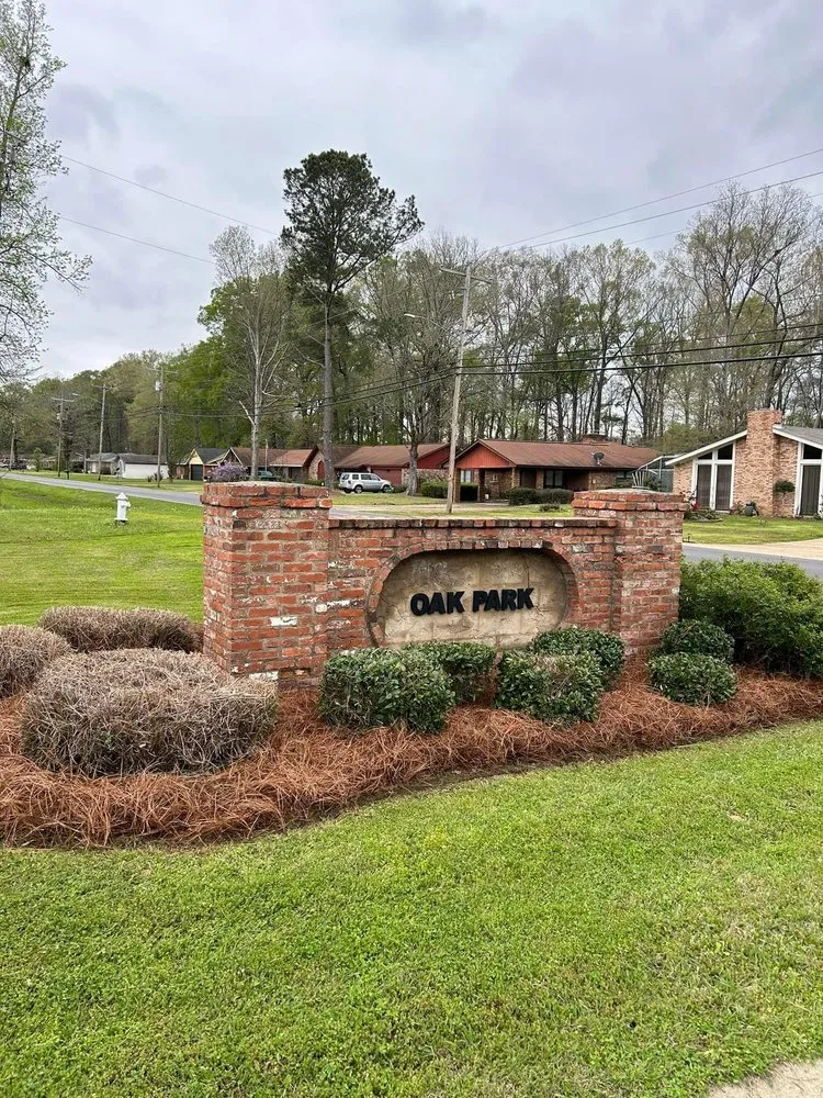 Local yard cleanup service in Pearl, MS - Triple R Land & Transportation