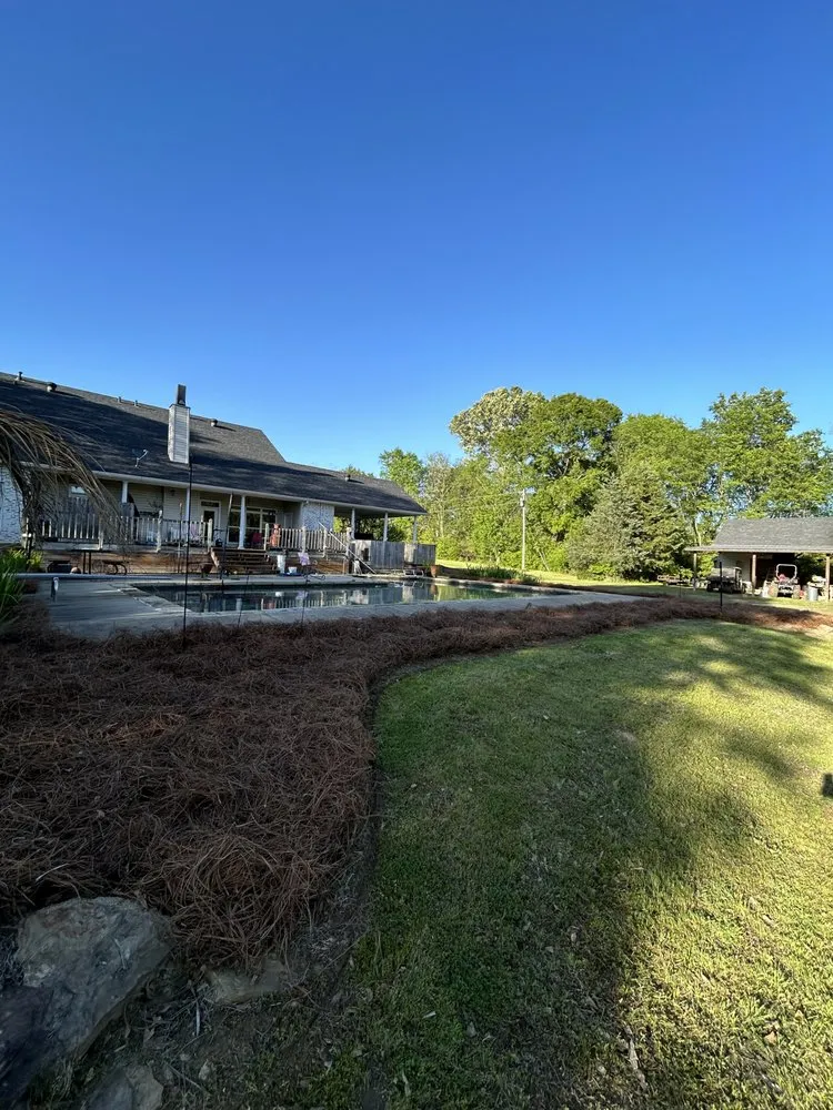 Custom lawn care service experts serving Pearl, MS - Triple R Land & Transportation