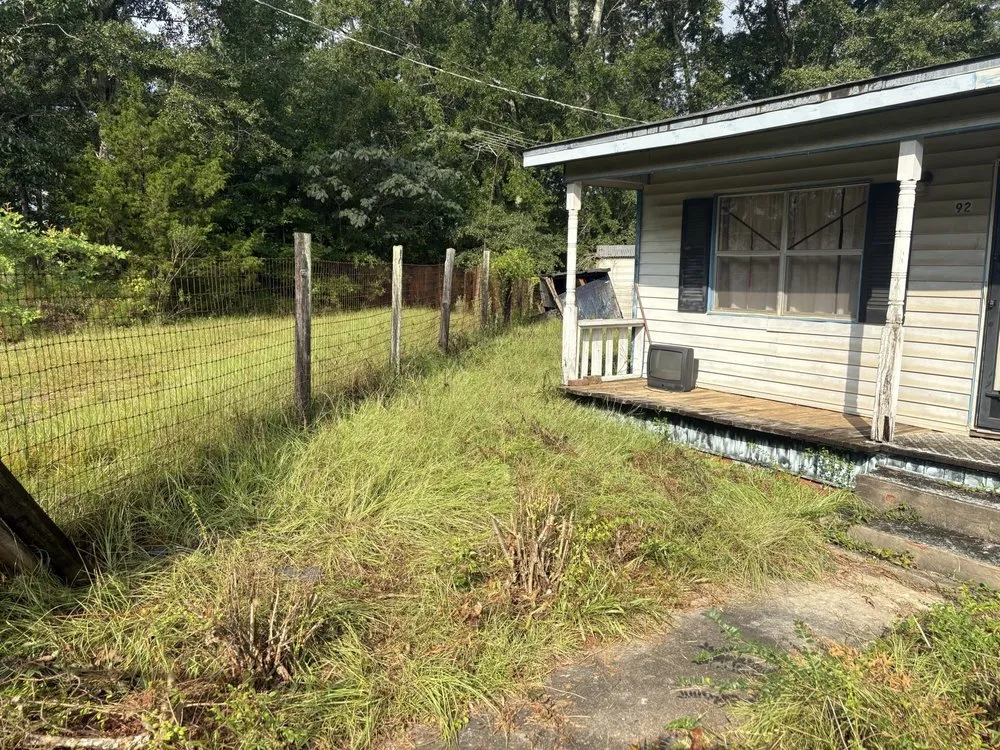 Custom lawn mowing service in Greenville, AL - Triple R Lawn Care