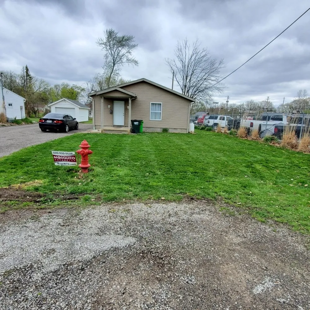 Local lawn mowing service experts serving North Benton, OH - Triple R Lawn Care