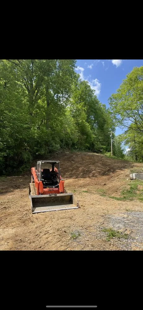 Top-rated landscape design with custom design in Fayetteville, TN by Triple s Landmangnent