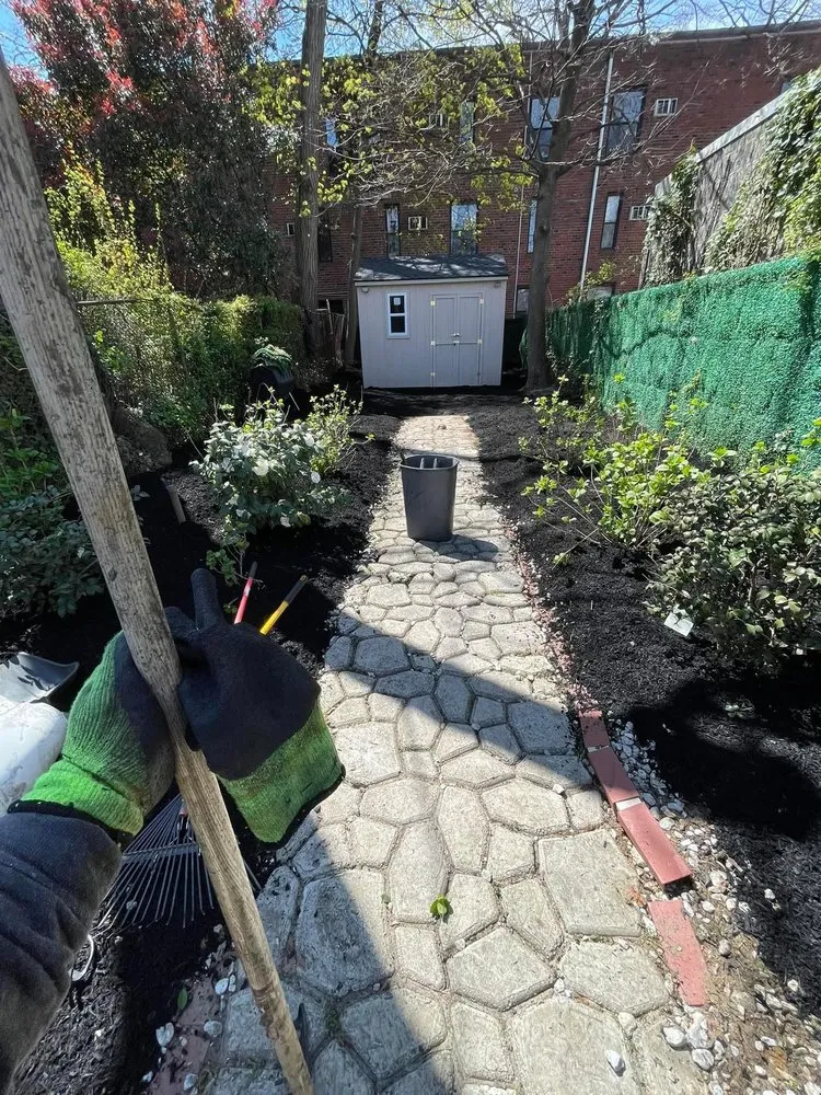 Local garden landscaping experts serving Philadelphia, PA - Triple S Landscaping