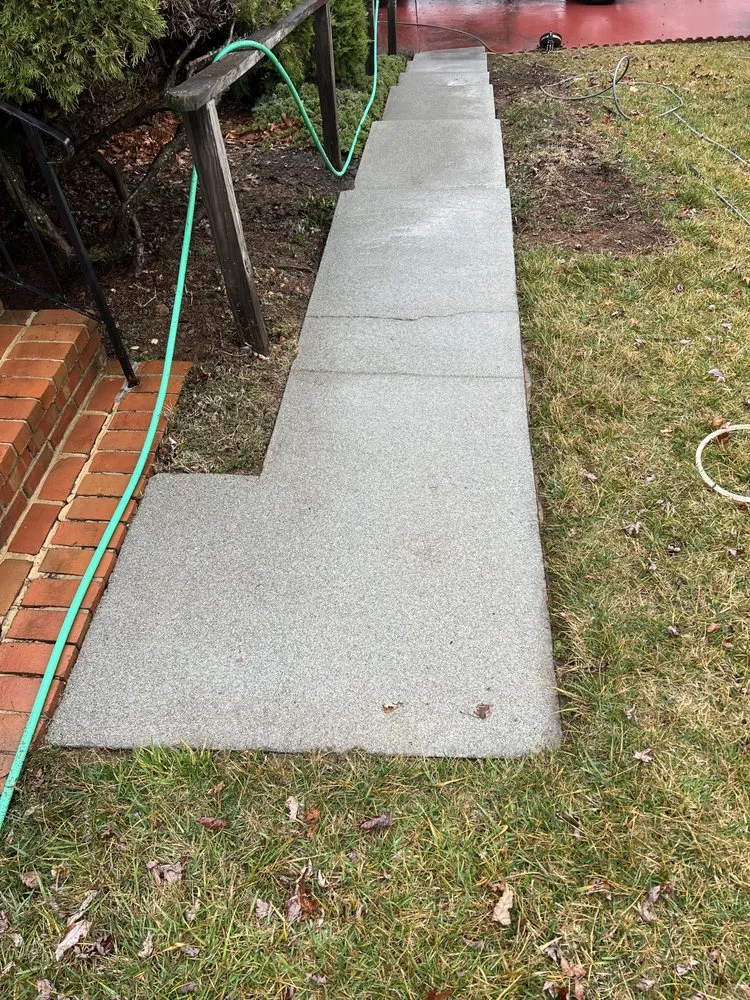 Top-rated residential landscaping near you in Roanoke, VA by Triple Threat Services