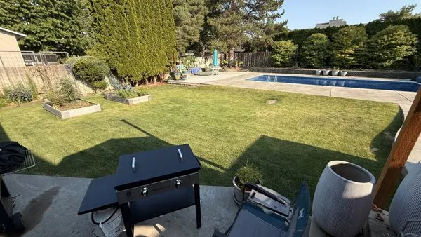 Triple Touch Lawn Care Logo