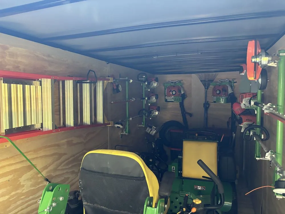 Local yard maintenance in Casselberry, FL by Triple T’s Lawn Service