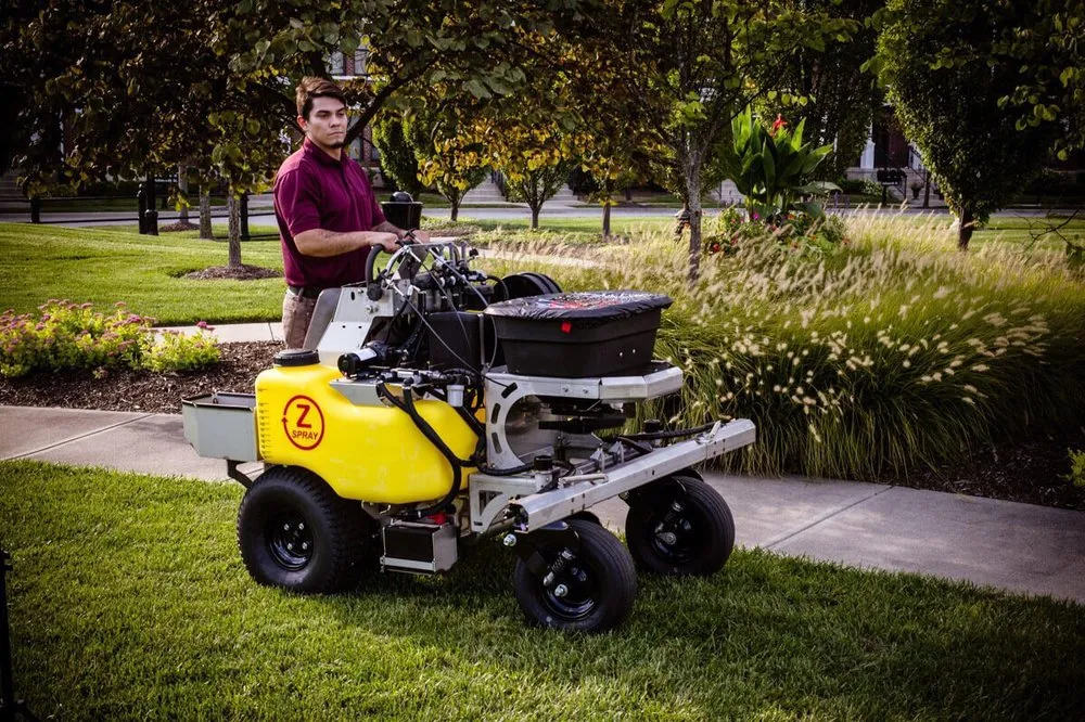 Reliable lawn mowing service in Carmel, IN by Triplet Lawncare