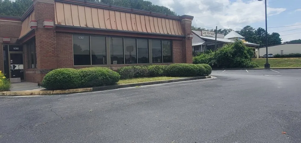 Local yard cleanup service for residential properties in Lyerly, GA by Tripple G landscaping