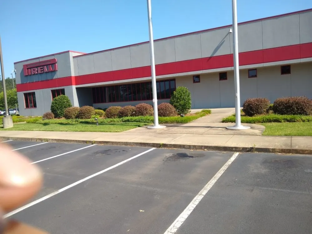 Professional lawn mowing service experts serving Lyerly, GA - Tripple G landscaping