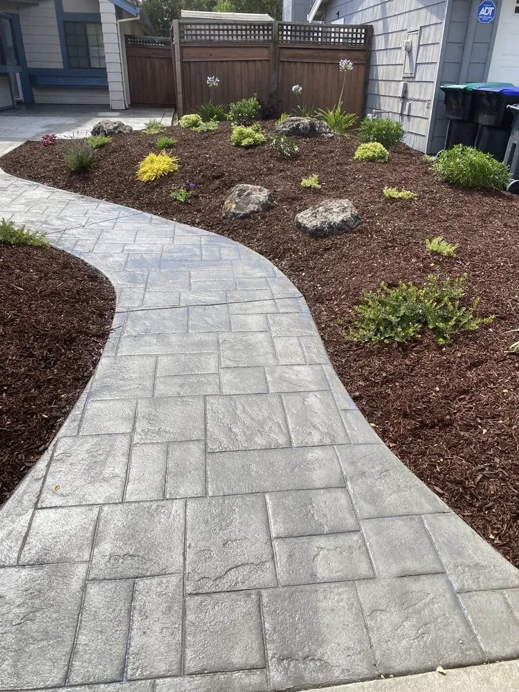 Professional landscape design for residential properties in Pleasanton, CA by TriValley Landscape