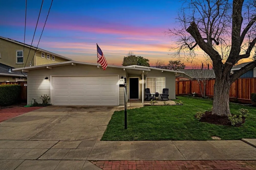 Professional yard maintenance in Pleasanton, CA by TriValley Landscape