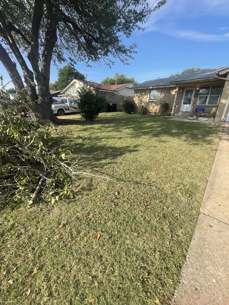 Top-rated yard cleanup service with custom design across Moore, OK - Trojan Lawn Care