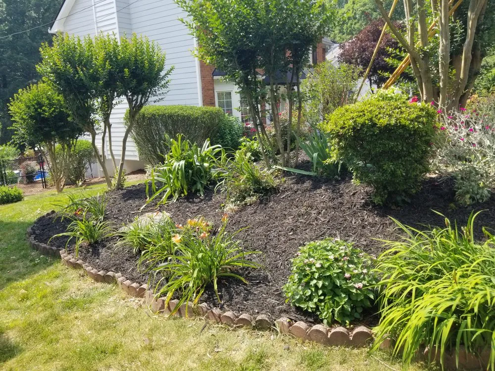 Reliable residential landscaping experts serving Acworth, GA - Tropical Creations