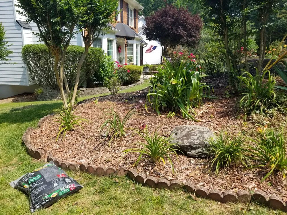 Top-rated landscape design in Acworth, GA by Tropical Creations