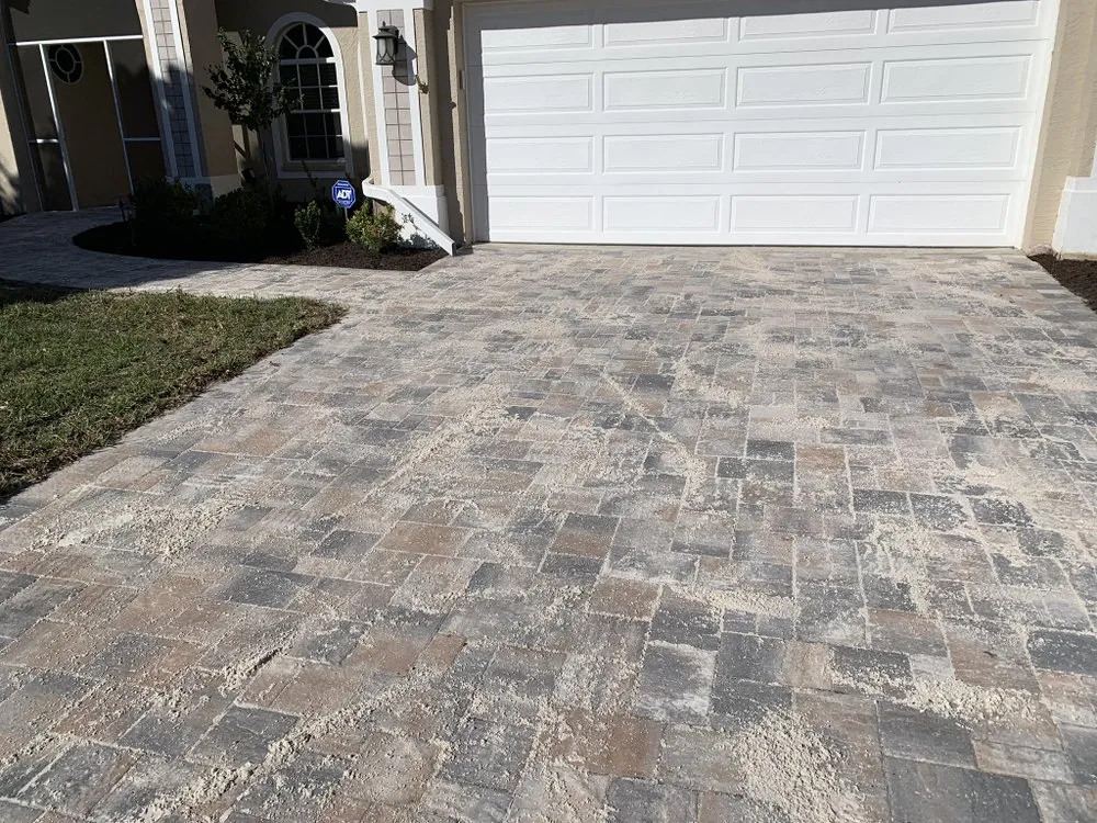 Local lawn care service near you across Sarasota, FL - Tropical Gardens Landscape