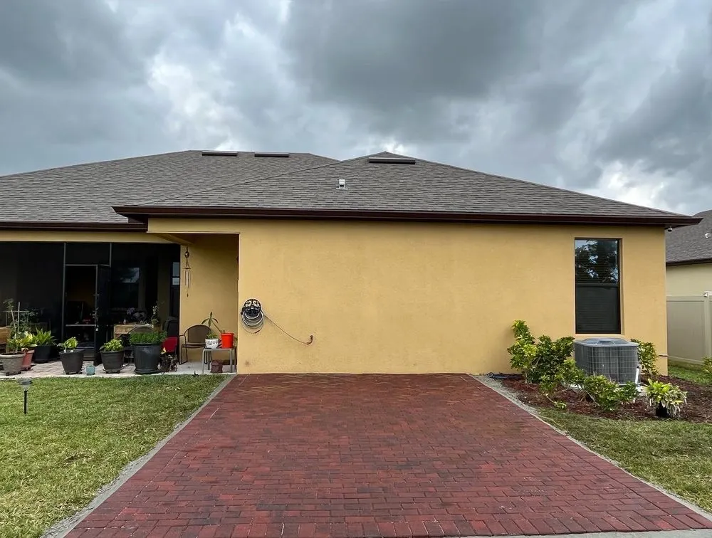 Local yard cleanup service experts serving Vero Beach, FL - Tropical Hardscapes