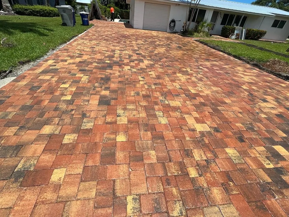 Custom yard maintenance in Vero Beach, FL by Tropical Hardscapes