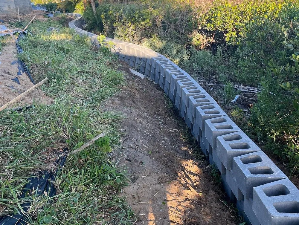 Local outdoor landscaping for year-round maintenance in Vero Beach, FL by Tropical Hardscapes