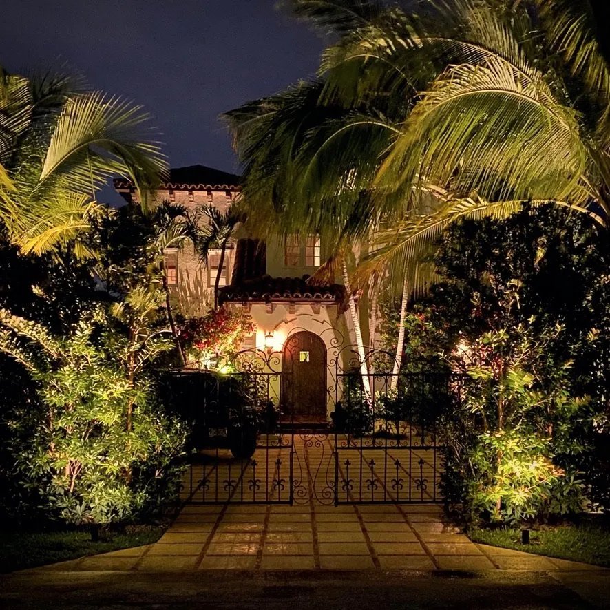 Top-rated yard maintenance near you across Lake Worth, FL - Tropical Landscape Lighting